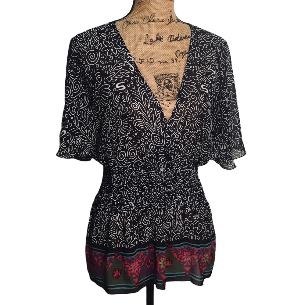 Bisou Bisou Top Small Floaty Semi-Sheer Short Sleeve Black Multicolor Hem 80s